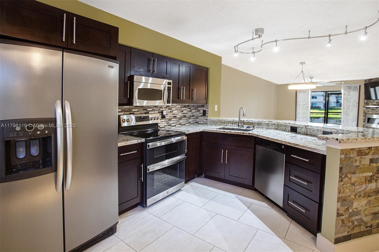 CYPRESS BEND CONDOMINIUM · #102 in Pompano Beach - Photo 1