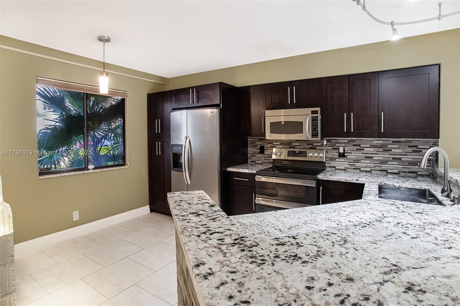 CYPRESS BEND CONDOMINIUM · #102 in Pompano Beach - Photo 5