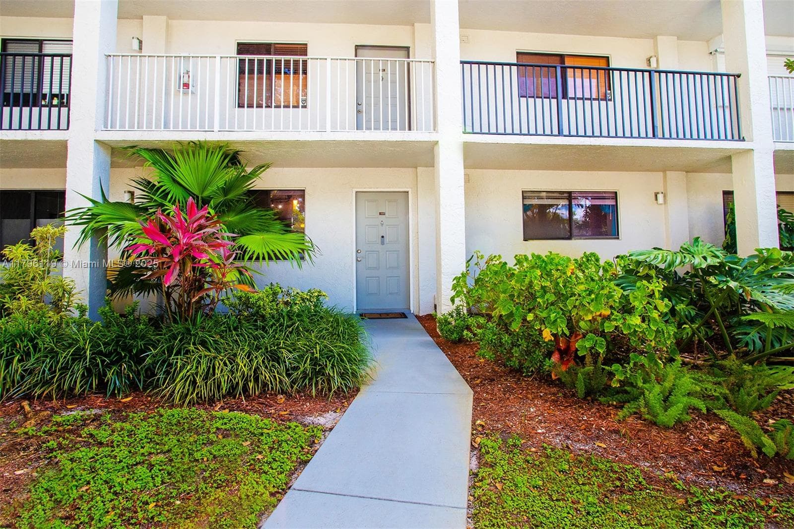 CYPRESS BEND CONDOMINIUM · #102 in Pompano Beach - Photo 30
