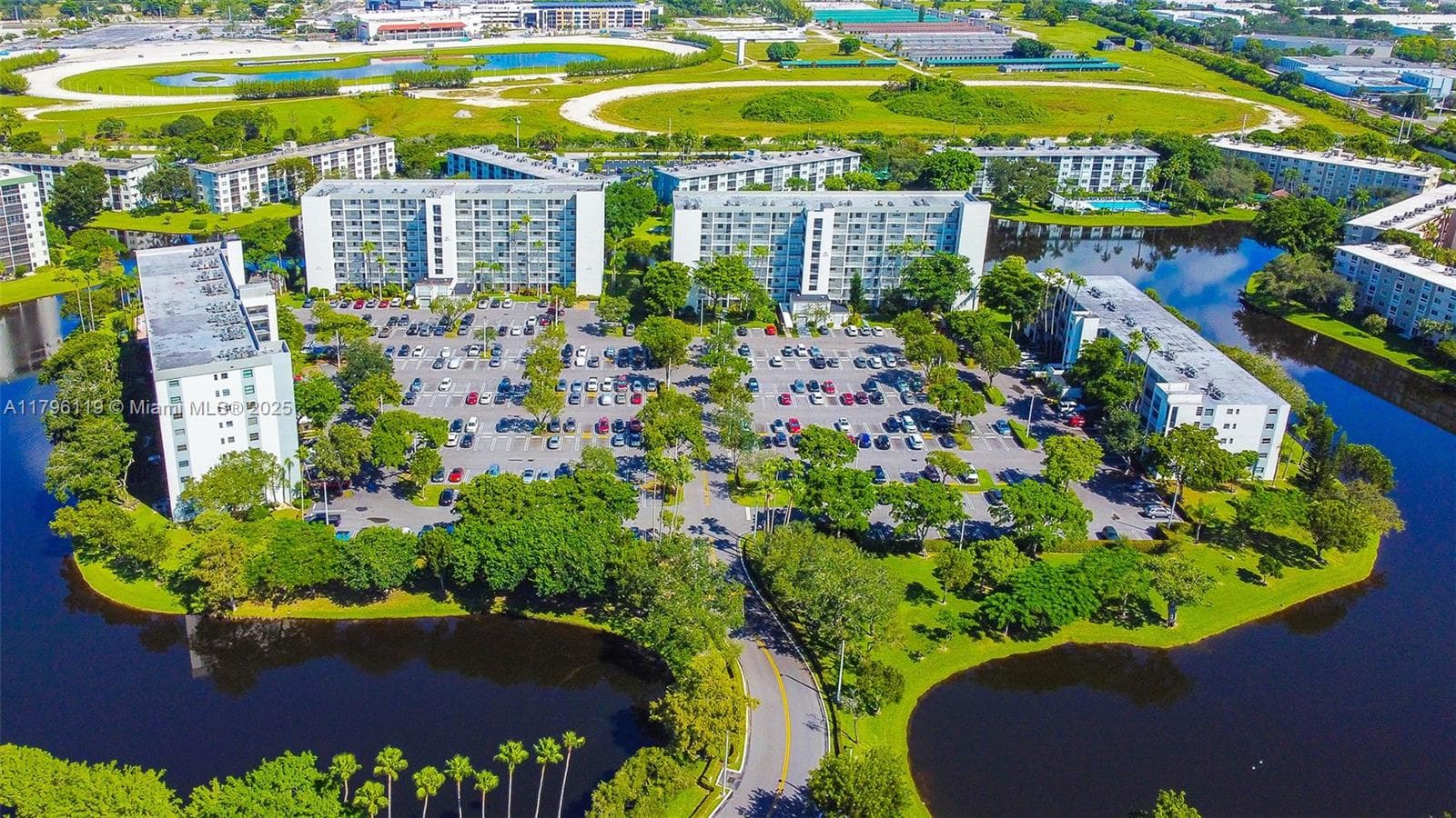CYPRESS BEND CONDOMINIUM · #102 in Pompano Beach - Photo 49