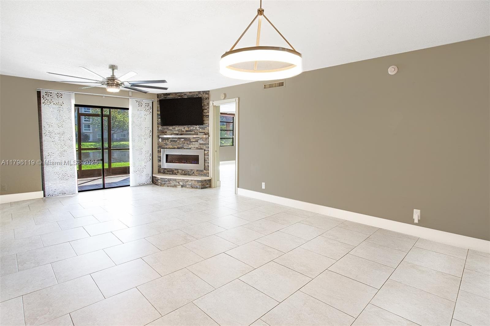 CYPRESS BEND CONDOMINIUM · #102 in Pompano Beach - Photo 11