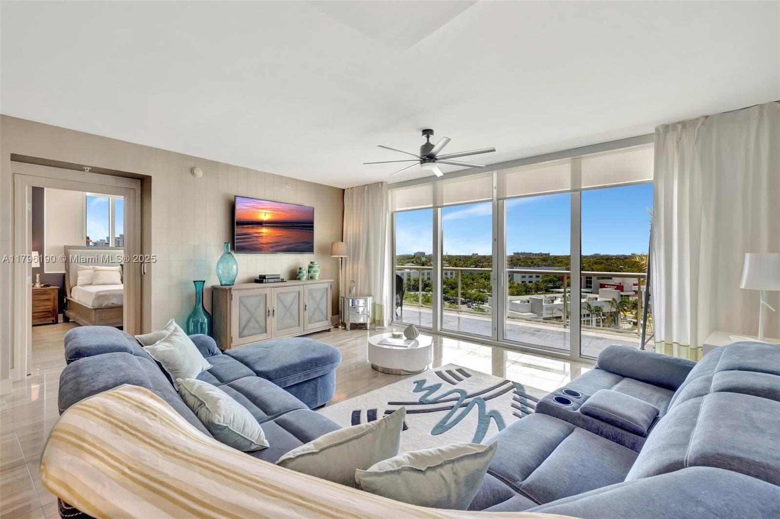 THE PLAZA AT OCEANSIDE · #514 in Pompano Beach - Photo 17
