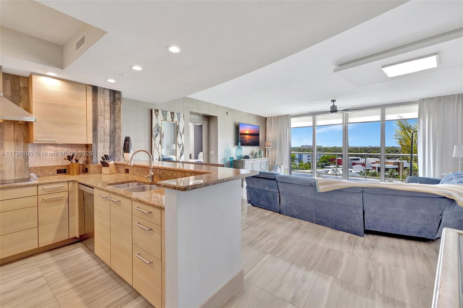 THE PLAZA AT OCEANSIDE · #514 in Pompano Beach - Photo 11