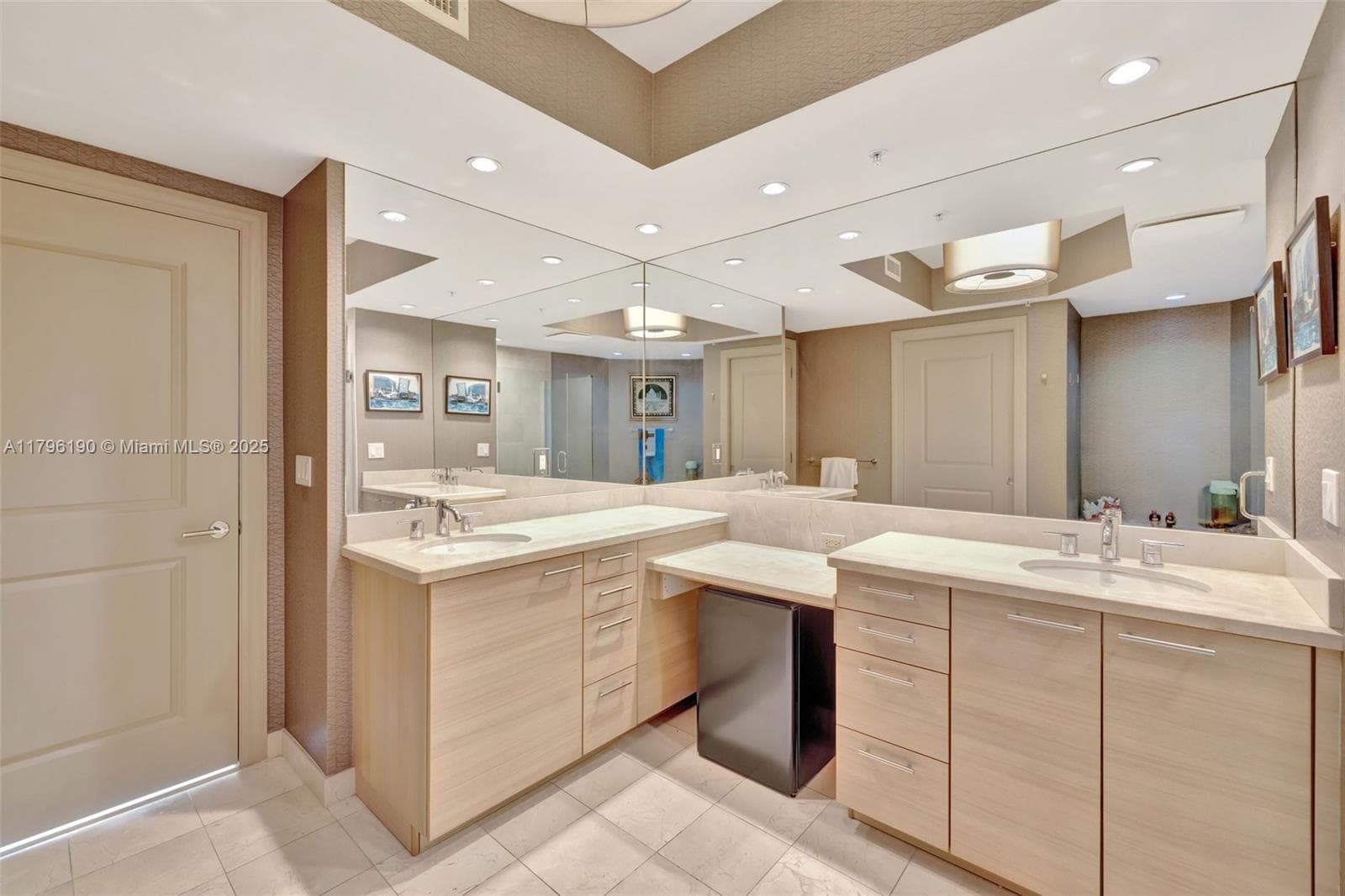 THE PLAZA AT OCEANSIDE · #514 in Pompano Beach - Photo 25