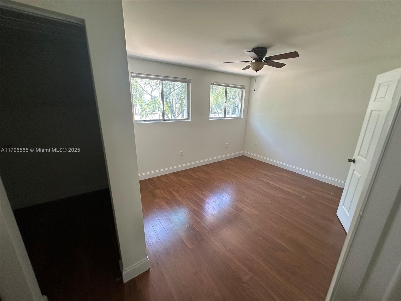 CRYSTAL LAKE in Deerfield Beach - Photo 6