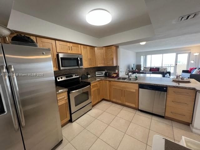SEA RANCH CLUB CONDO C · #1101 in Lauderdale By The Sea - Photo 13