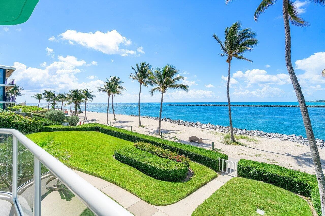 025-120InletWay-204-PalmBeachShores-FL-3