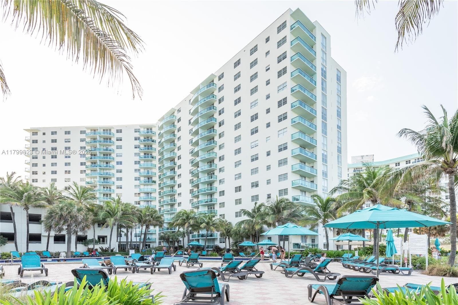 TIDES ON HOLLYWOOD BEACH · #14K in Hollywood - Photo 14