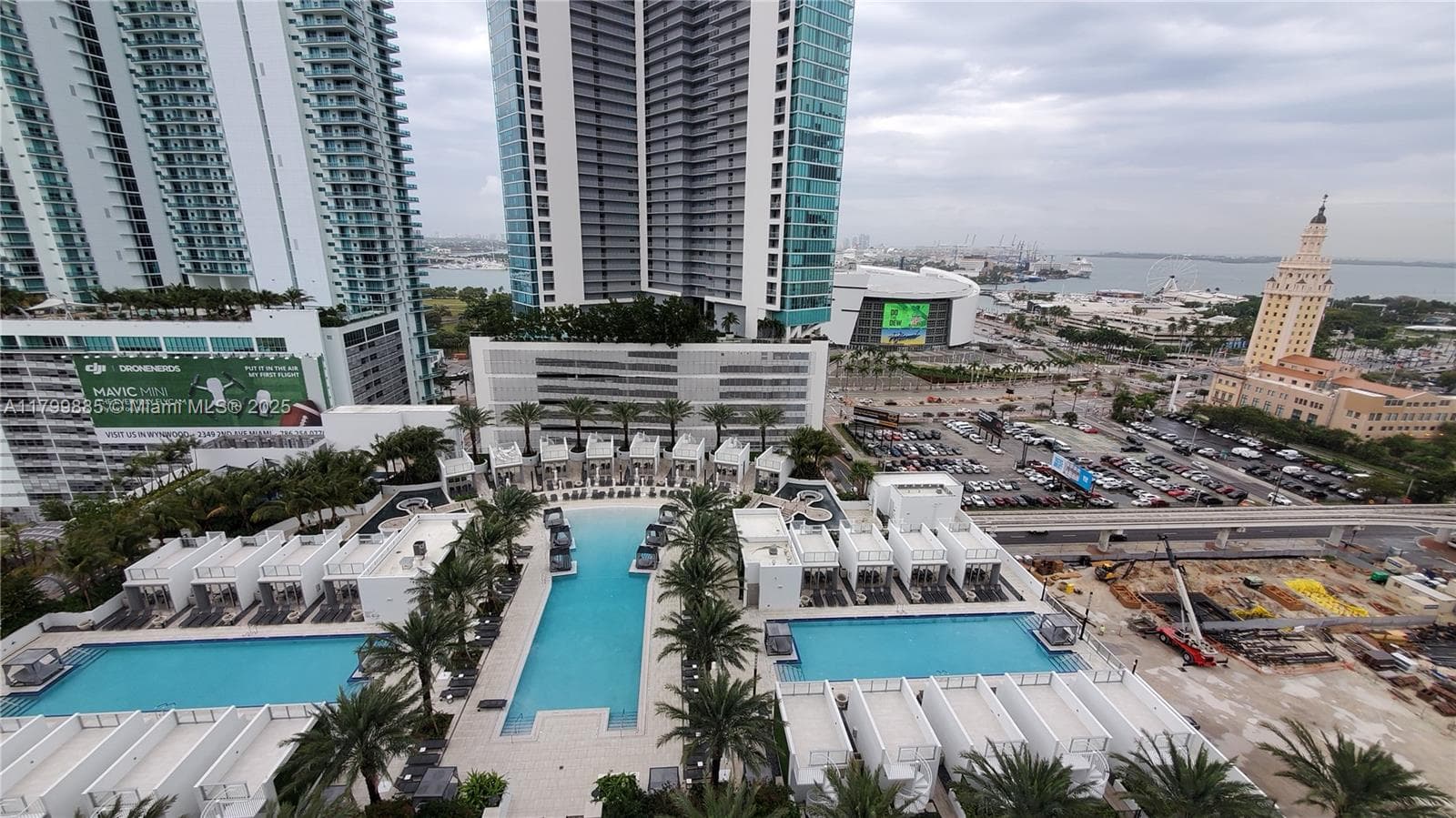 Paramount Miami World Cent · #2208 in Miami - Photo 13