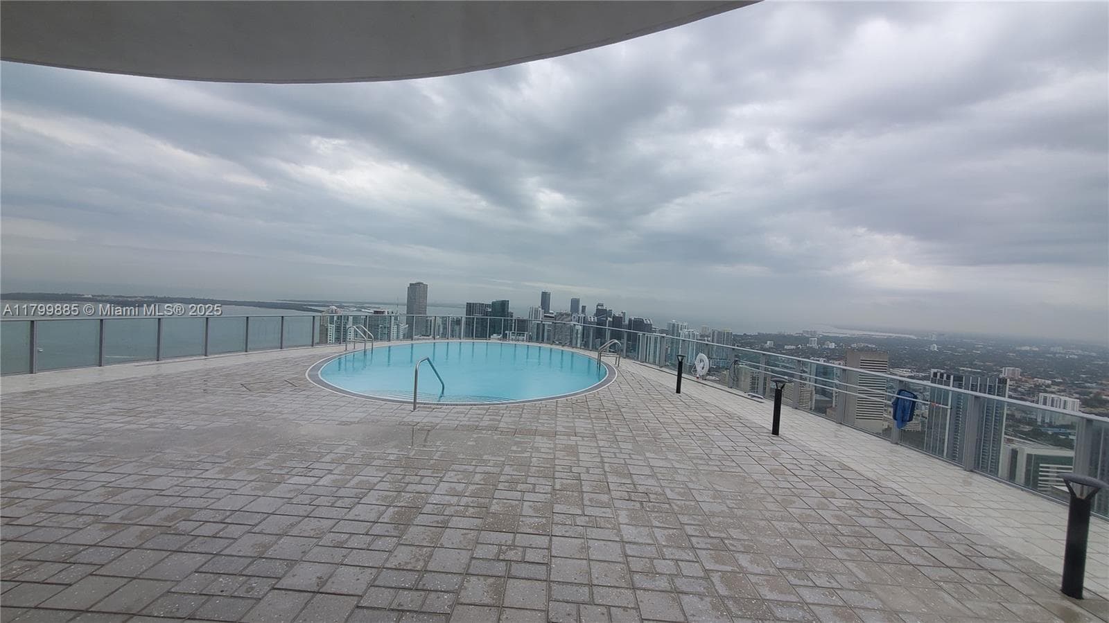 Paramount Miami World Cent · #2208 in Miami - Photo 11