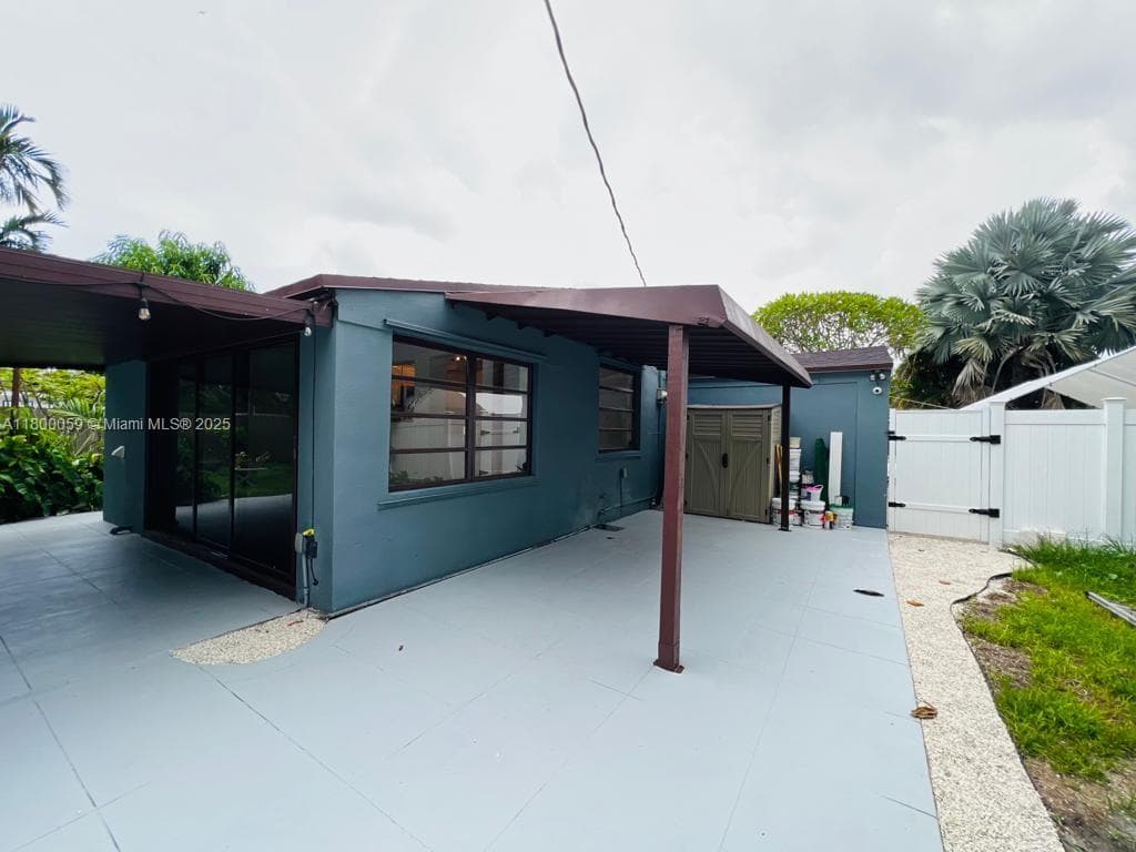 14825 Garden Dr photo 36