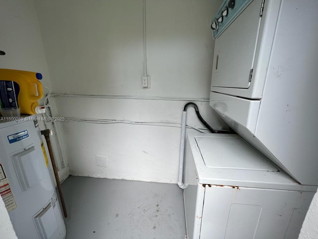 14825 Garden Dr photo 4