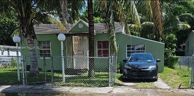 846 NW 114th St photo 1