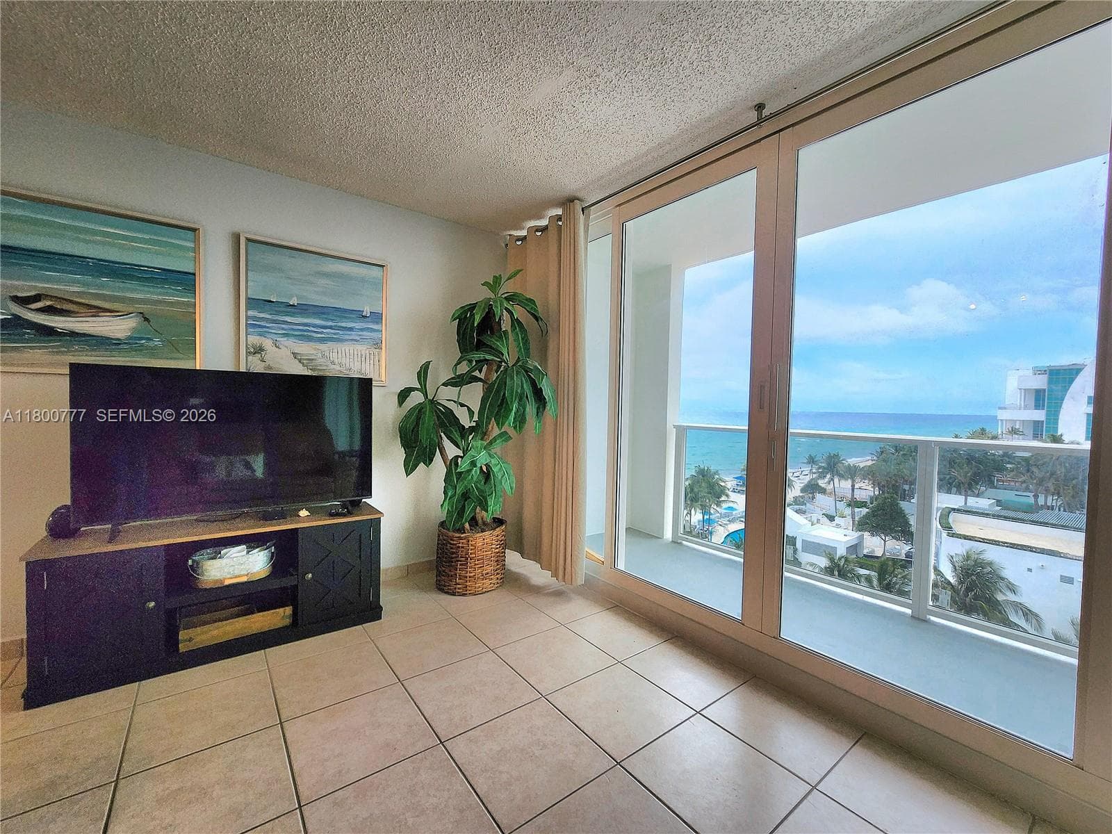 ALEXANDER TOWERS CONDO · #815 in Hollywood - Photo 5