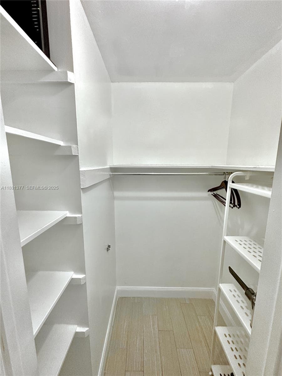 IMPERIAL POINT COLONNADES · #1301 in Fort Lauderdale - Photo 13