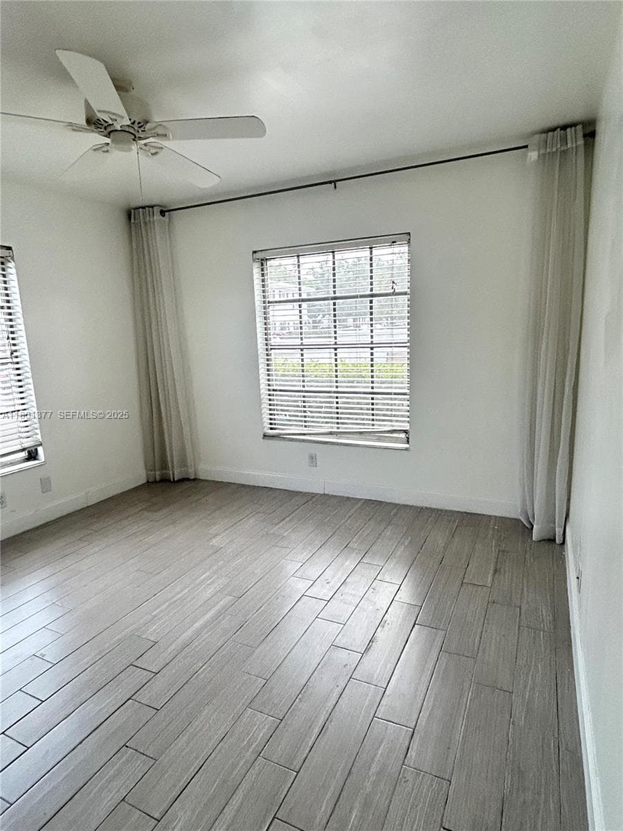 IMPERIAL POINT COLONNADES · #1301 in Fort Lauderdale - Photo 11