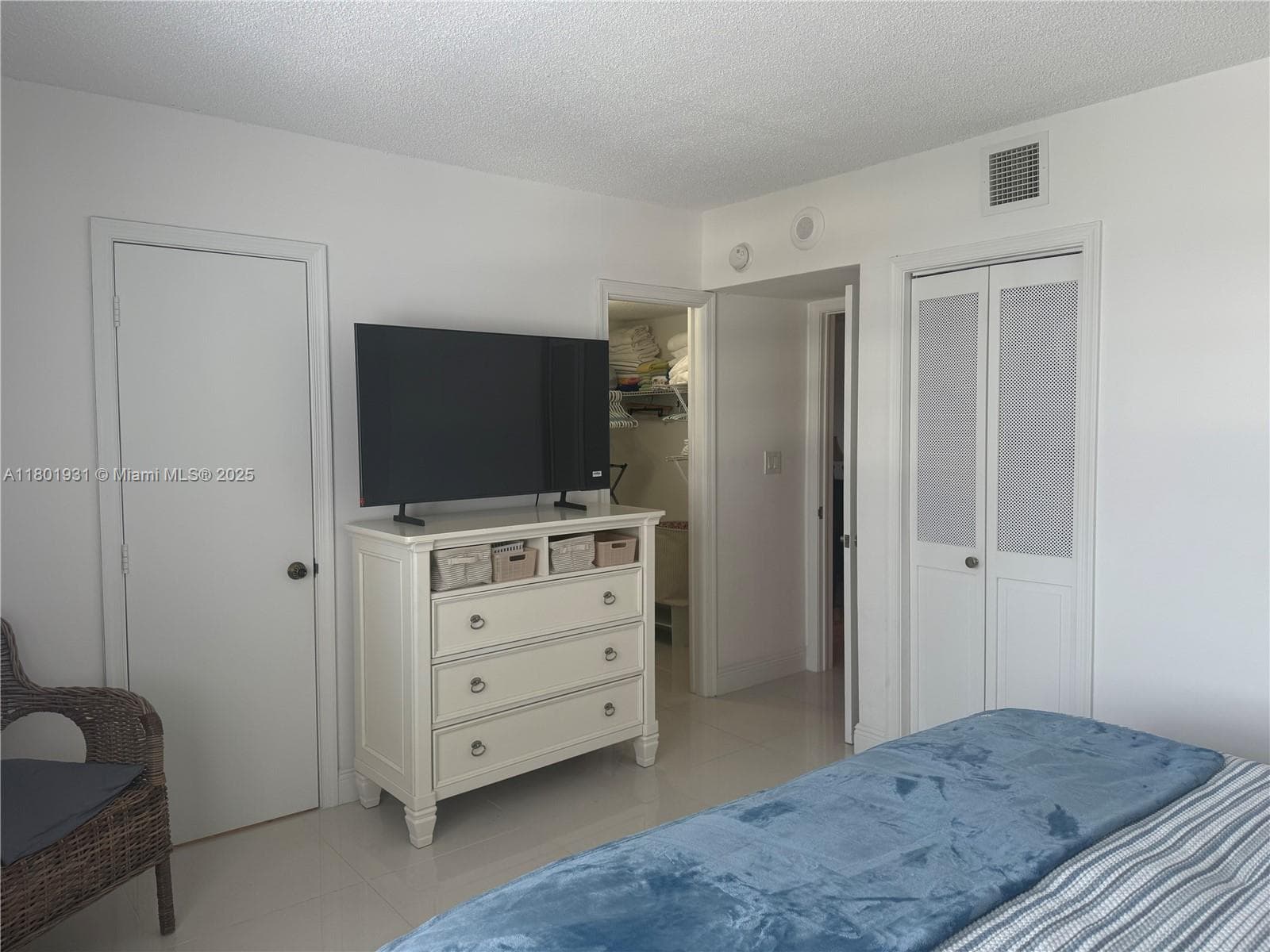 LEISURE TOWERS CONDO · #508 in Lauderdale By The Sea - Photo 13