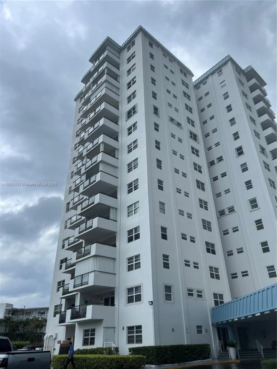 LEISURE TOWERS CONDO · #508 in Lauderdale By The Sea - Photo 1