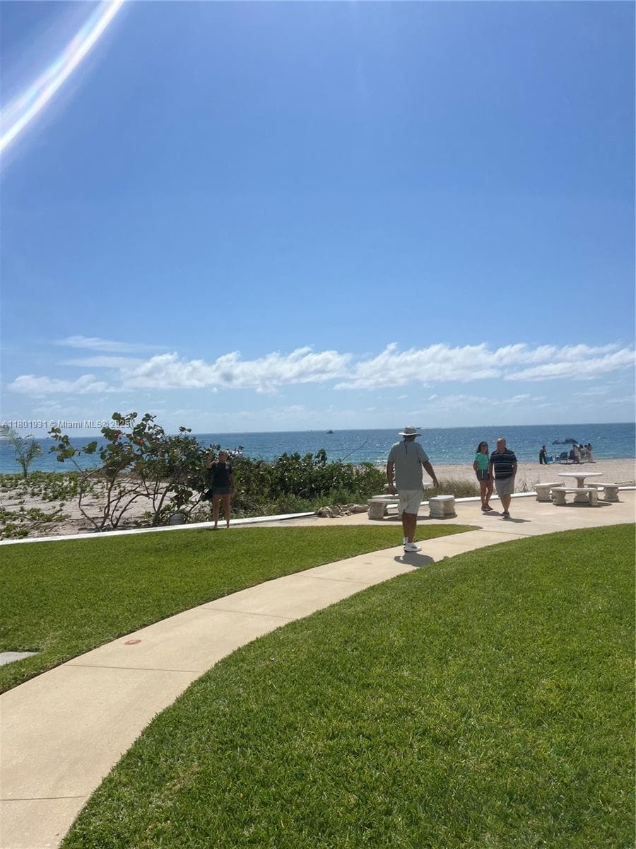 LEISURE TOWERS CONDO · #508 in Lauderdale By The Sea - Photo 20