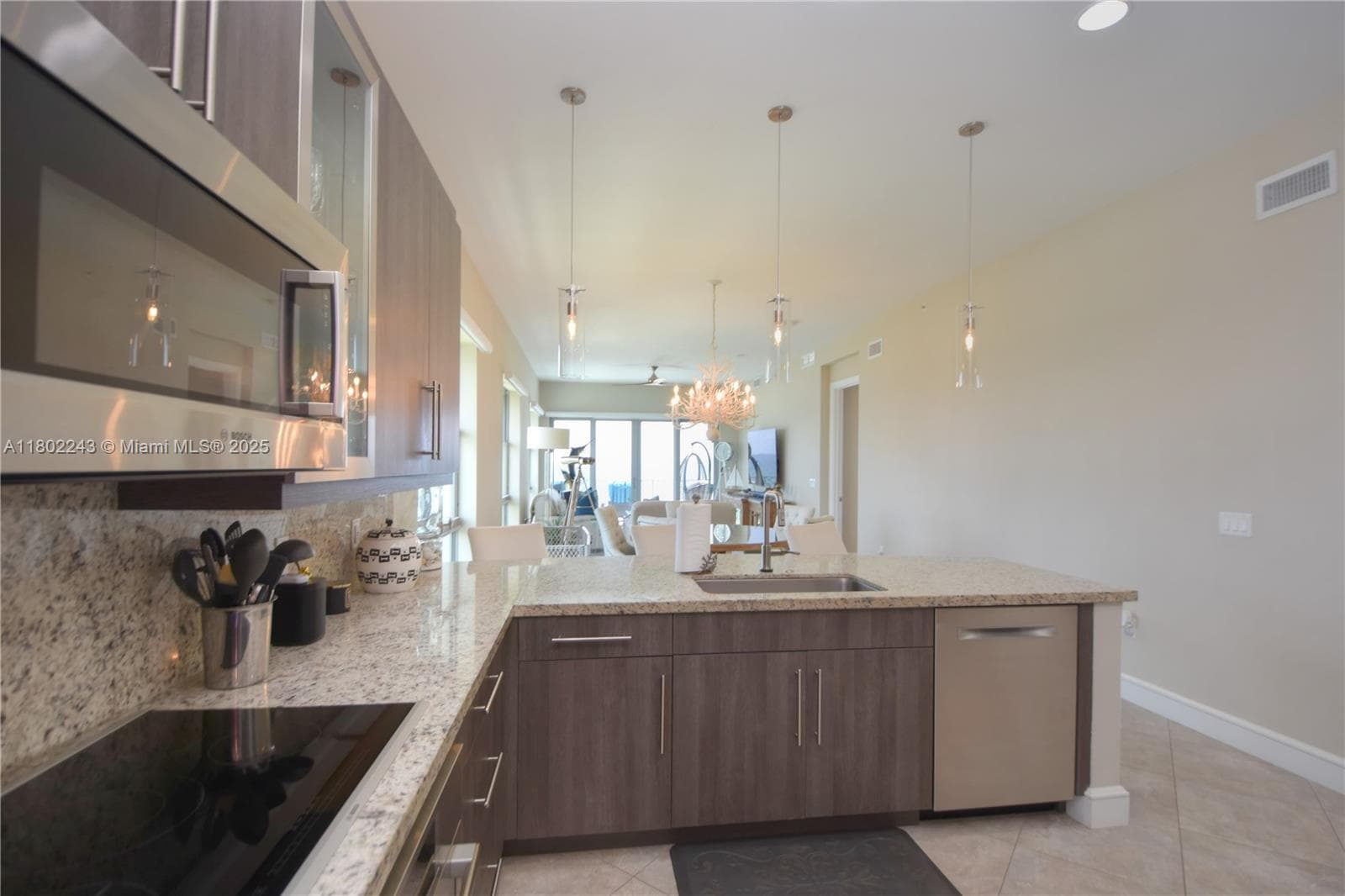 VILLAS BY THE SEA 4 · #405 in Lauderdale By The Sea - Photo 15