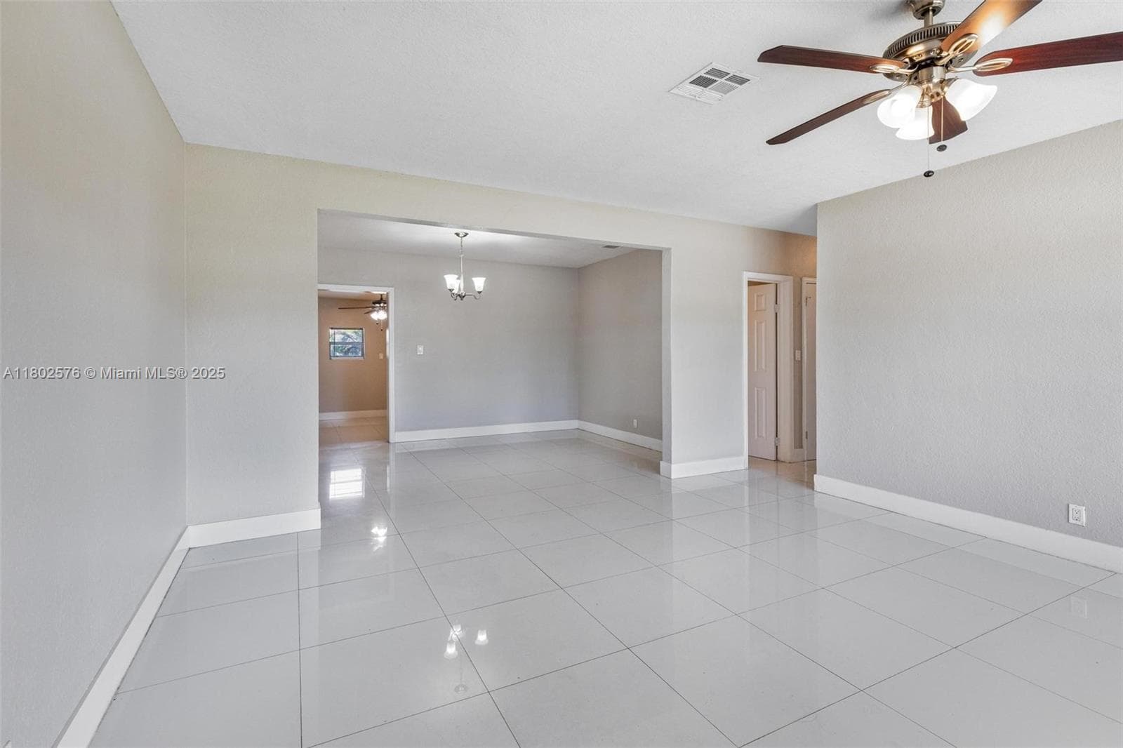 3271 Auburn Blvd photo 4