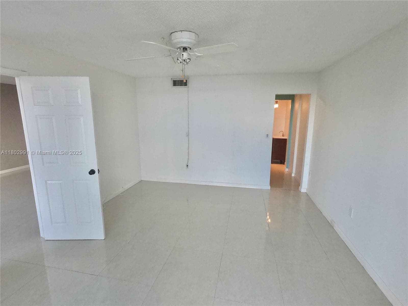 BUCKLEY TOWERS CONDO - EA · #202W in Miami - Photo 7