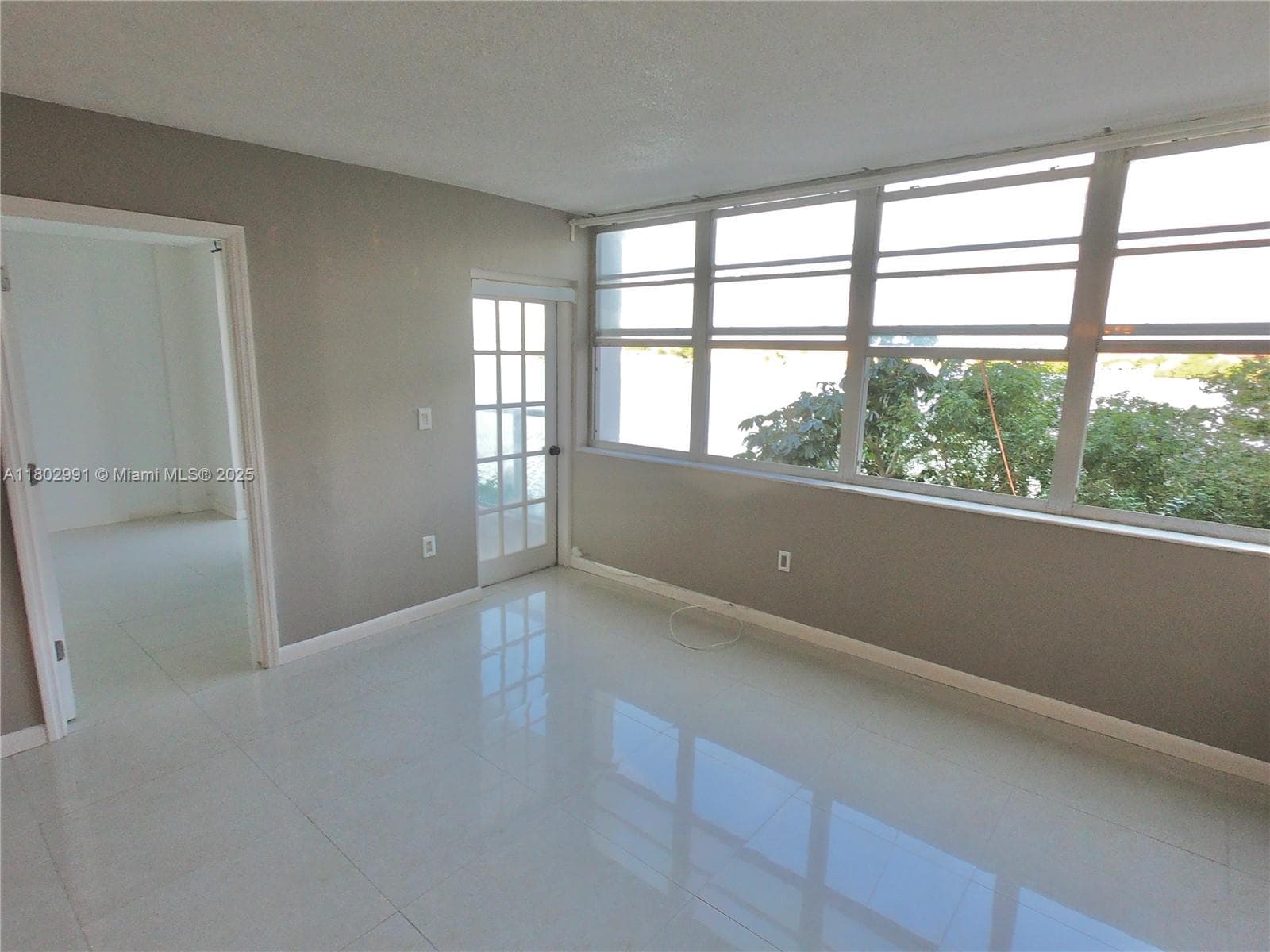 BUCKLEY TOWERS CONDO - EA · #202W in Miami - Photo 4