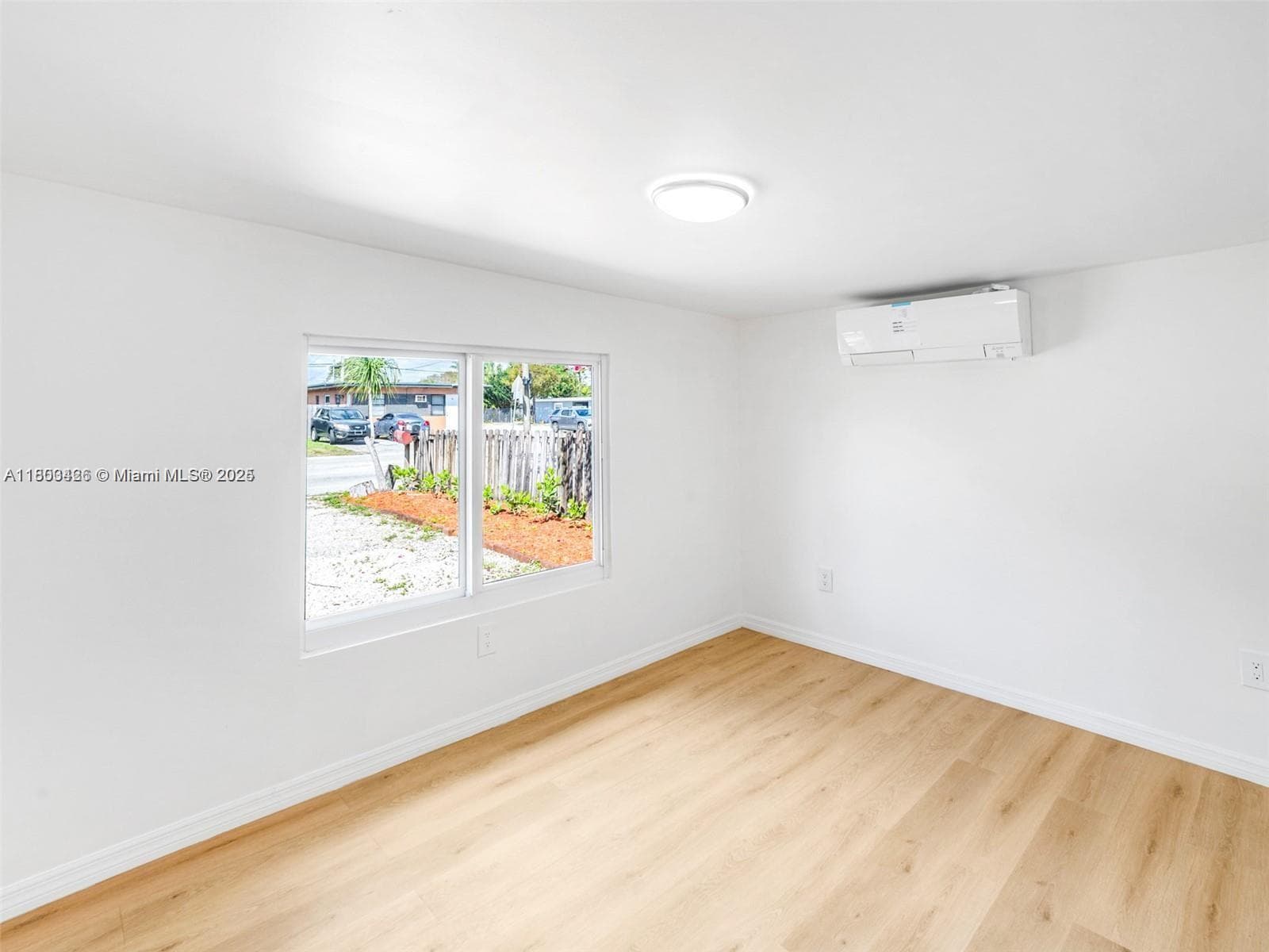 1240 NW 7th Ave #1 photo 19
