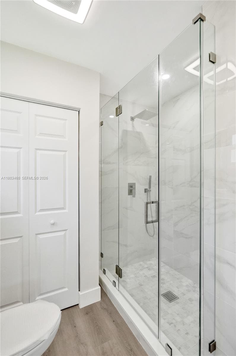 2021 N 53rd Ave photo 13