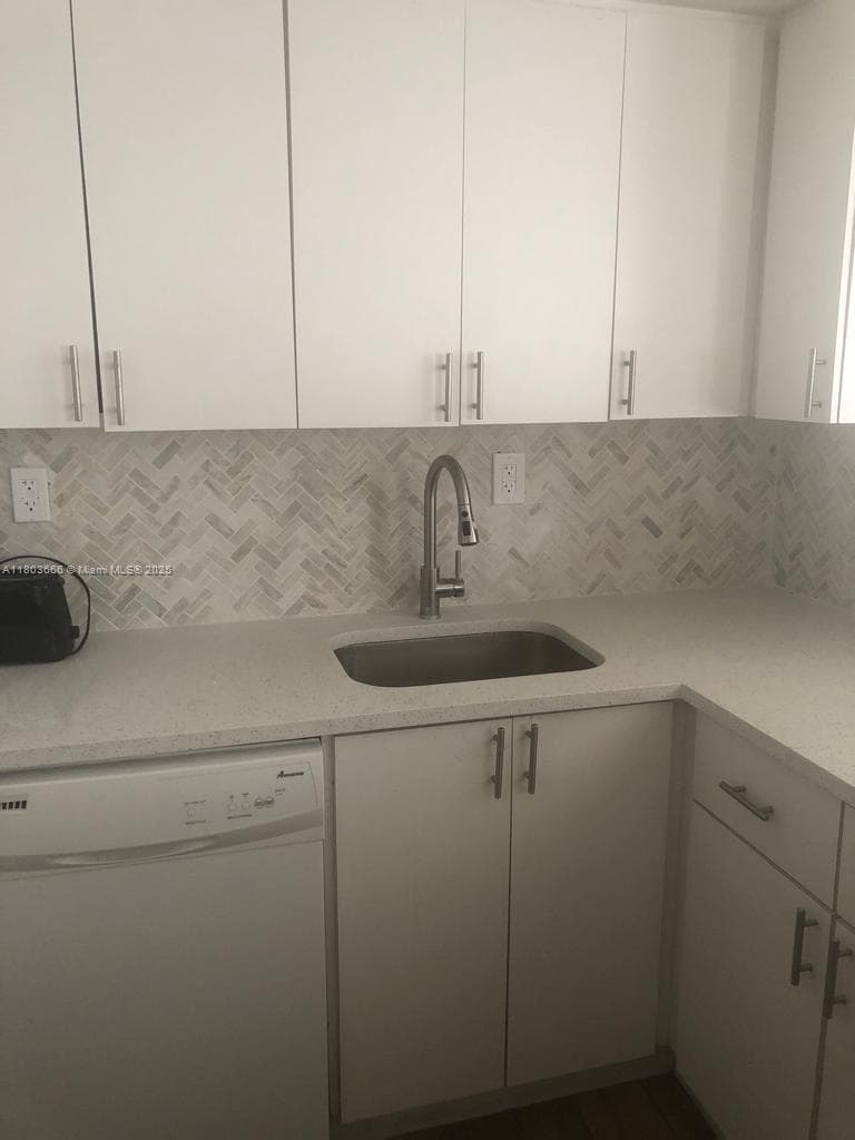 CARIBBEAN BREEZE CONDO · #108 in Sunny Isles Beach - Photo 16
