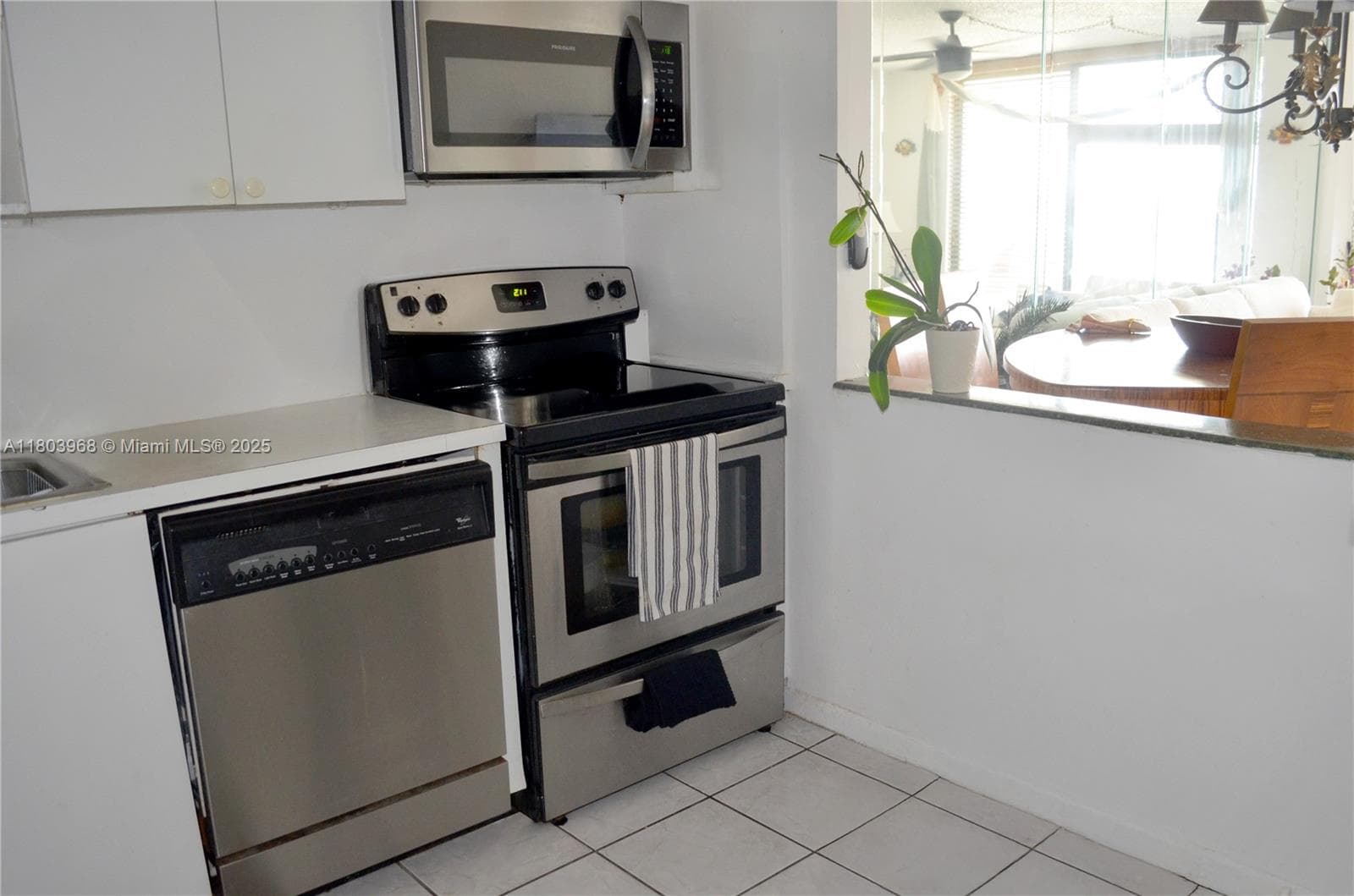 SAILBOAT CAY CONDO · #702 in North Miami - Photo 11