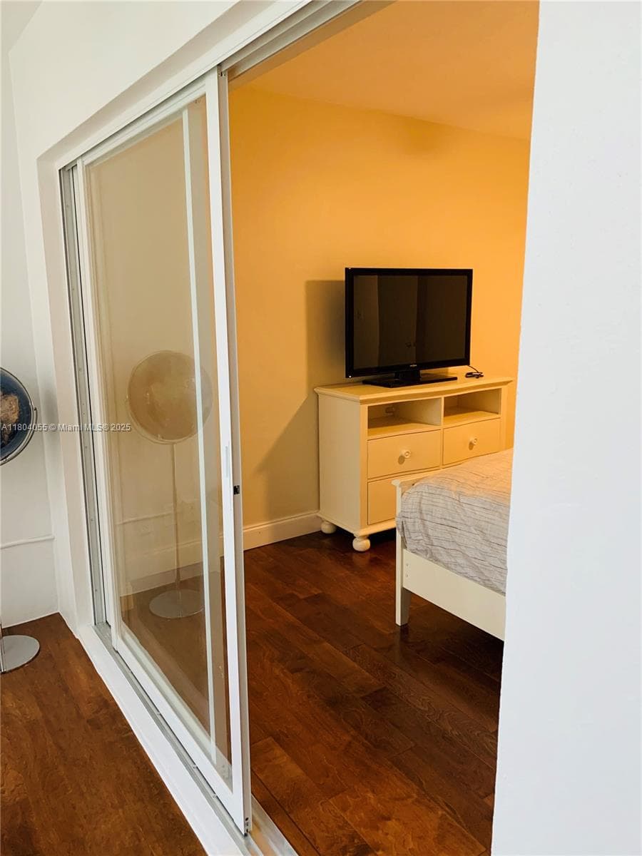 LEISURE GARDENS CONDO · #211E in Lauderdale By The Sea - Photo 13