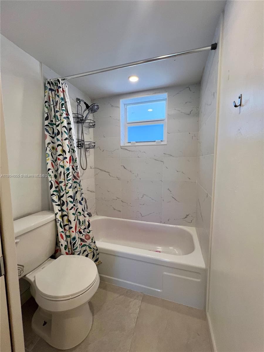 LEISURE GARDENS CONDO · #211E in Lauderdale By The Sea - Photo 16