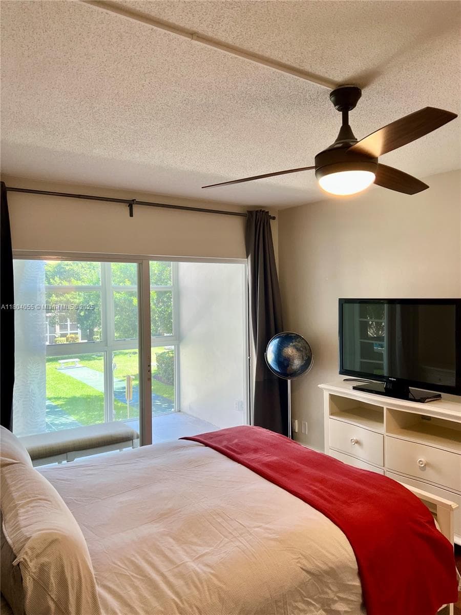LEISURE GARDENS CONDO · #211E in Lauderdale By The Sea - Photo 12