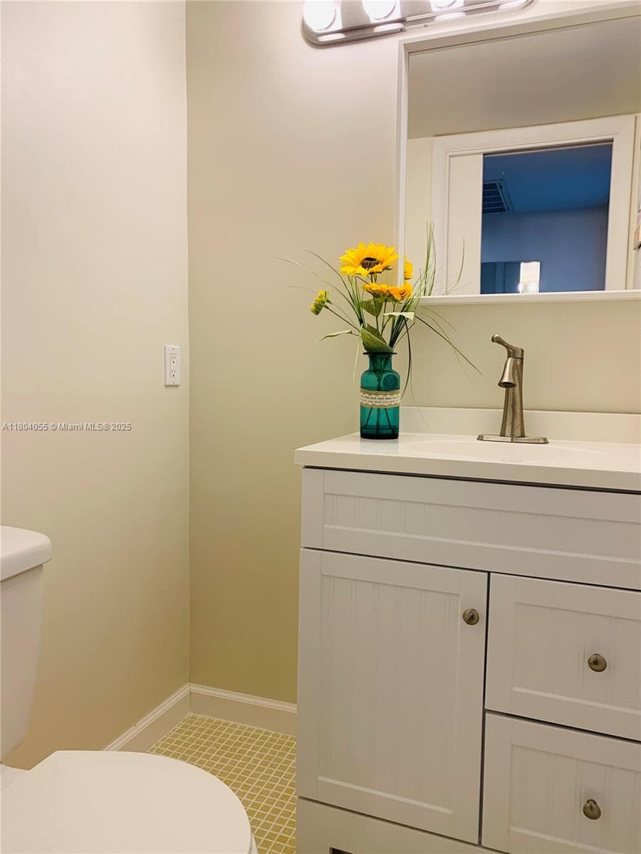 LEISURE GARDENS CONDO · #211E in Lauderdale By The Sea - Photo 20