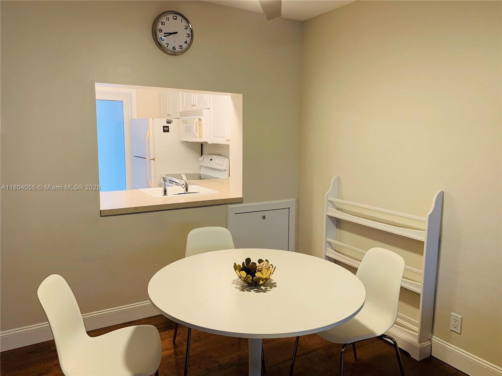 LEISURE GARDENS CONDO · #211E in Lauderdale By The Sea - Photo 10