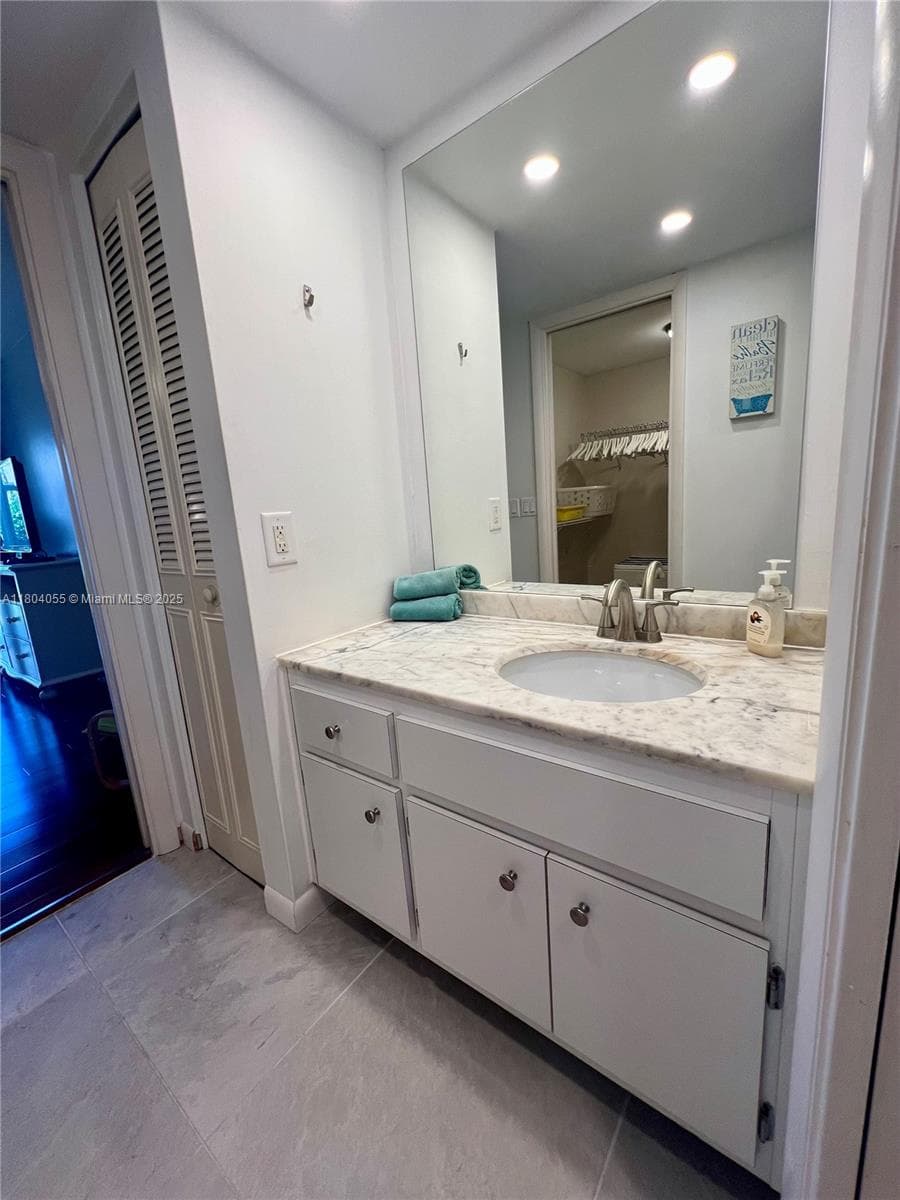LEISURE GARDENS CONDO · #211E in Lauderdale By The Sea - Photo 15