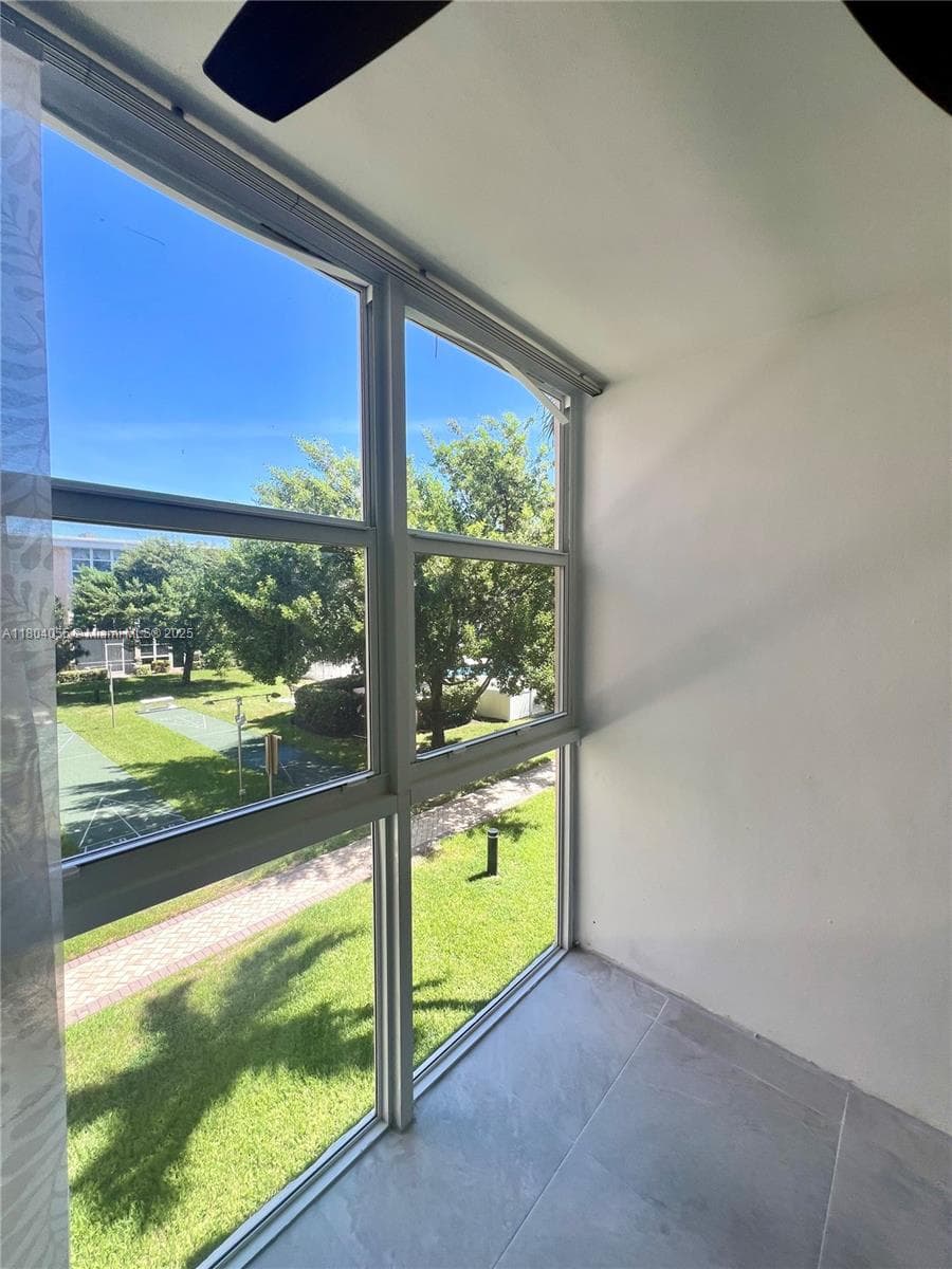LEISURE GARDENS CONDO · #211E in Lauderdale By The Sea - Photo 21