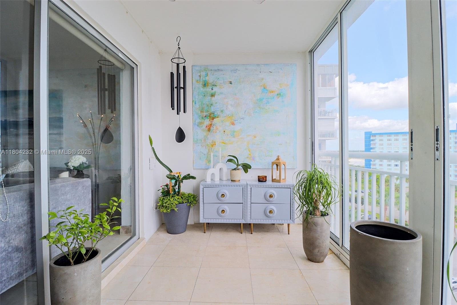 HILLCREST EAST · #903 in Hollywood - Photo 7