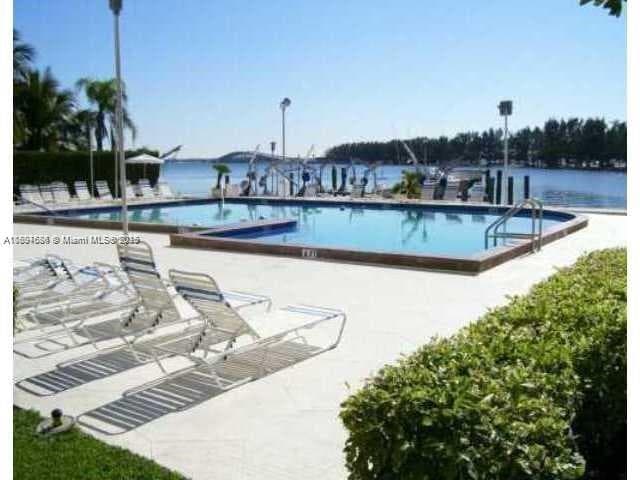 Brickell Biscayne Condo · #14H in Miami - Photo 20