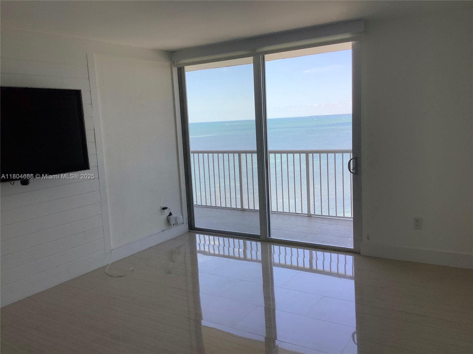Brickell Biscayne Condo · #14H in Miami - Photo 10
