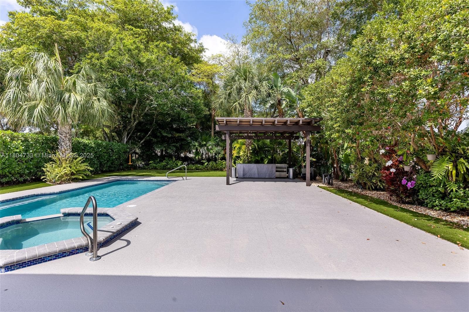 603 Misty Oaks Ln photo 15