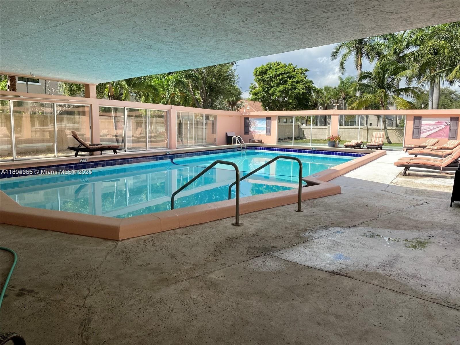 VILLAGE BY THE SEA CONDO · #207 in Lauderdale By The Sea - Photo 22