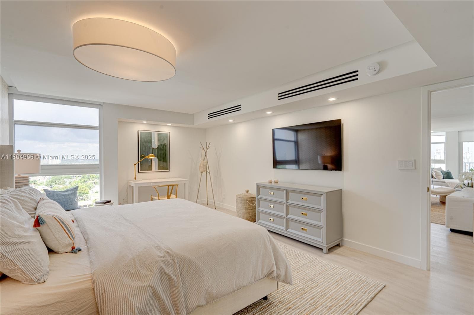 RENAISSANCE OF POMPANO BE · #1505 in Pompano Beach - Photo 37