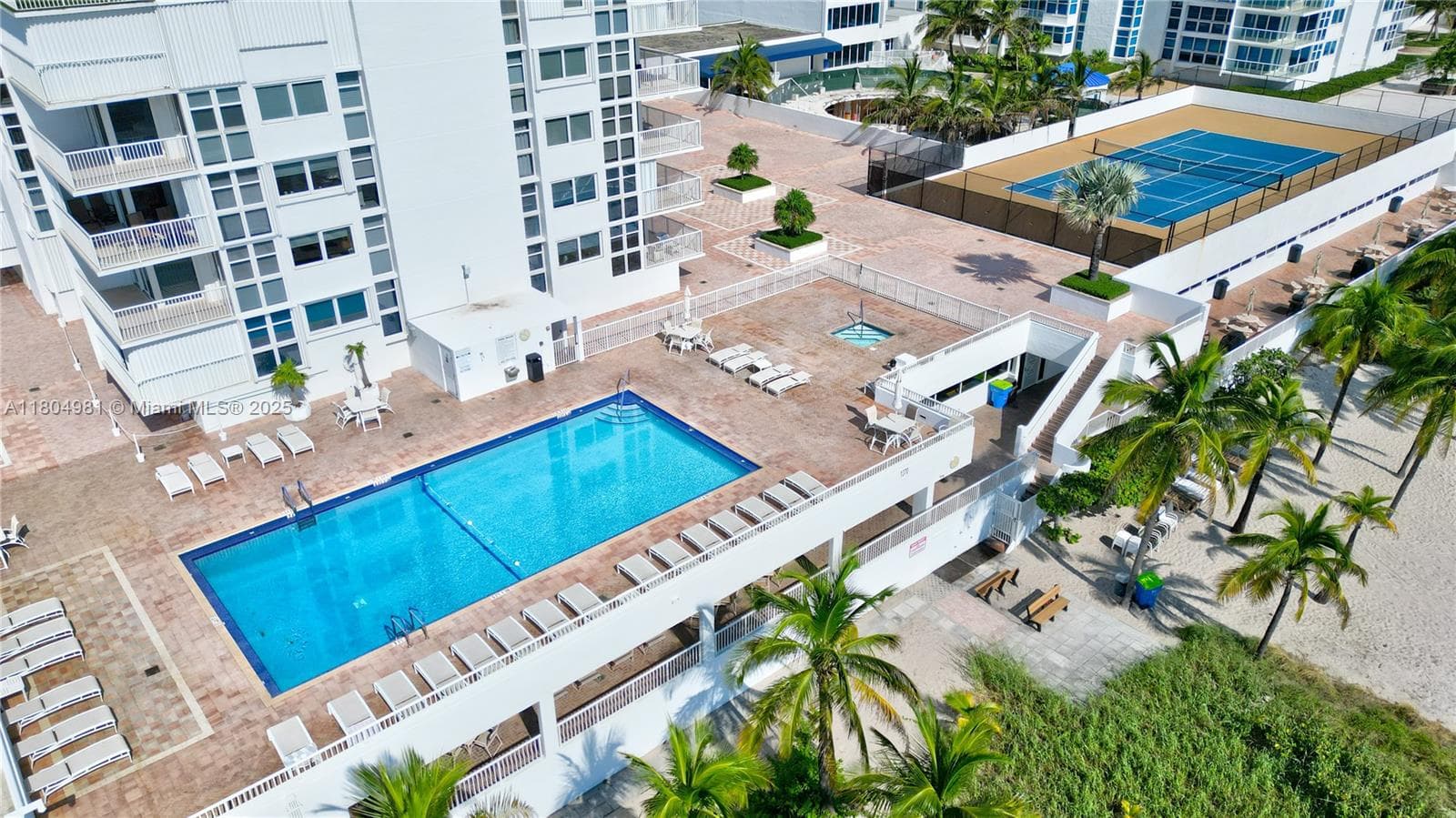 RENAISSANCE OF POMPANO BE · #1505 in Pompano Beach - Photo 51