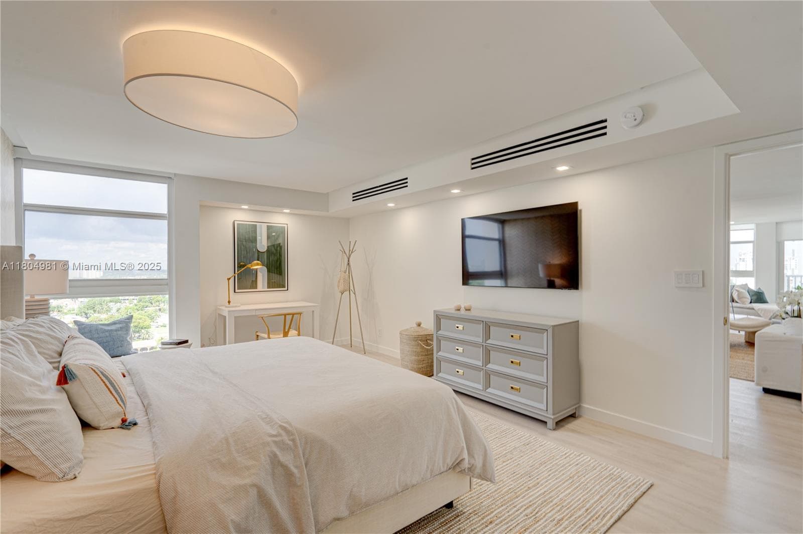 RENAISSANCE OF POMPANO BE · #1505 in Pompano Beach - Photo 37