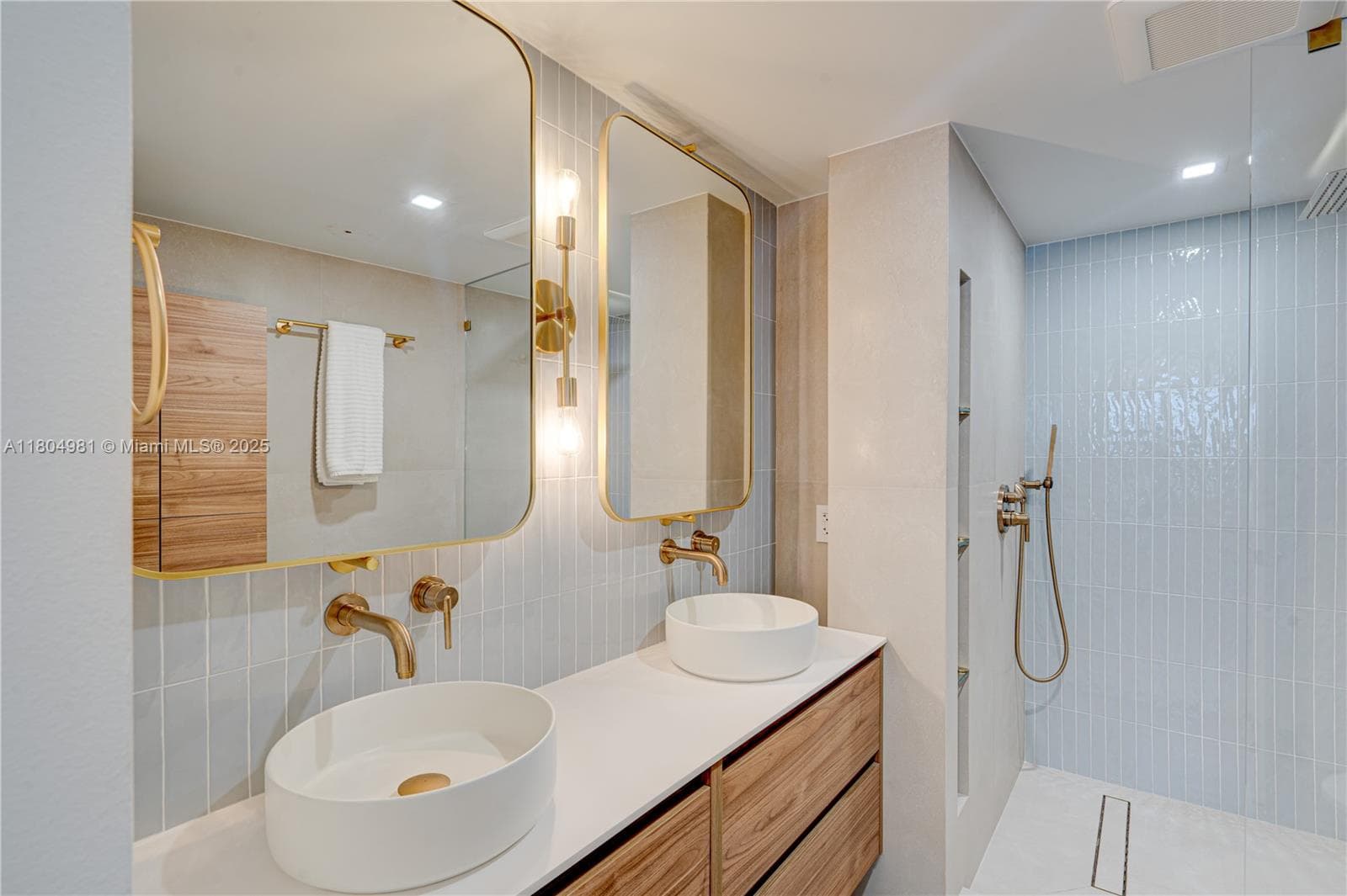RENAISSANCE OF POMPANO BE · #1505 in Pompano Beach - Photo 39