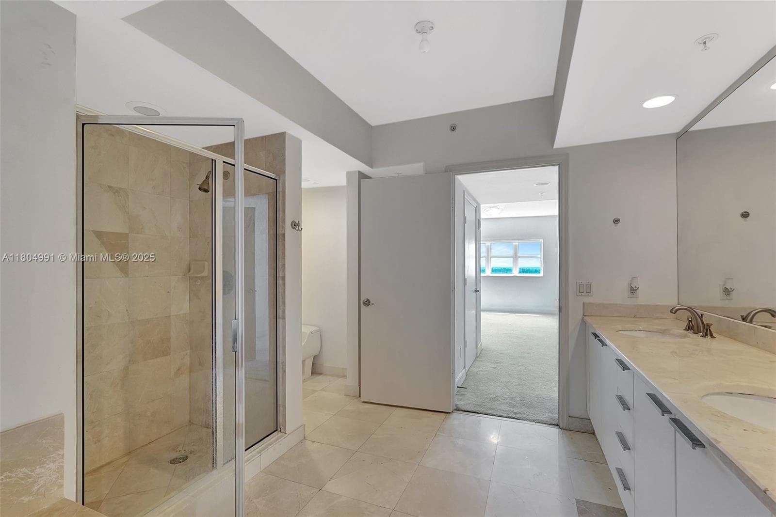 ONE FIFTY ONE @ BISCAYNE · #1406 in North Miami - Photo 43