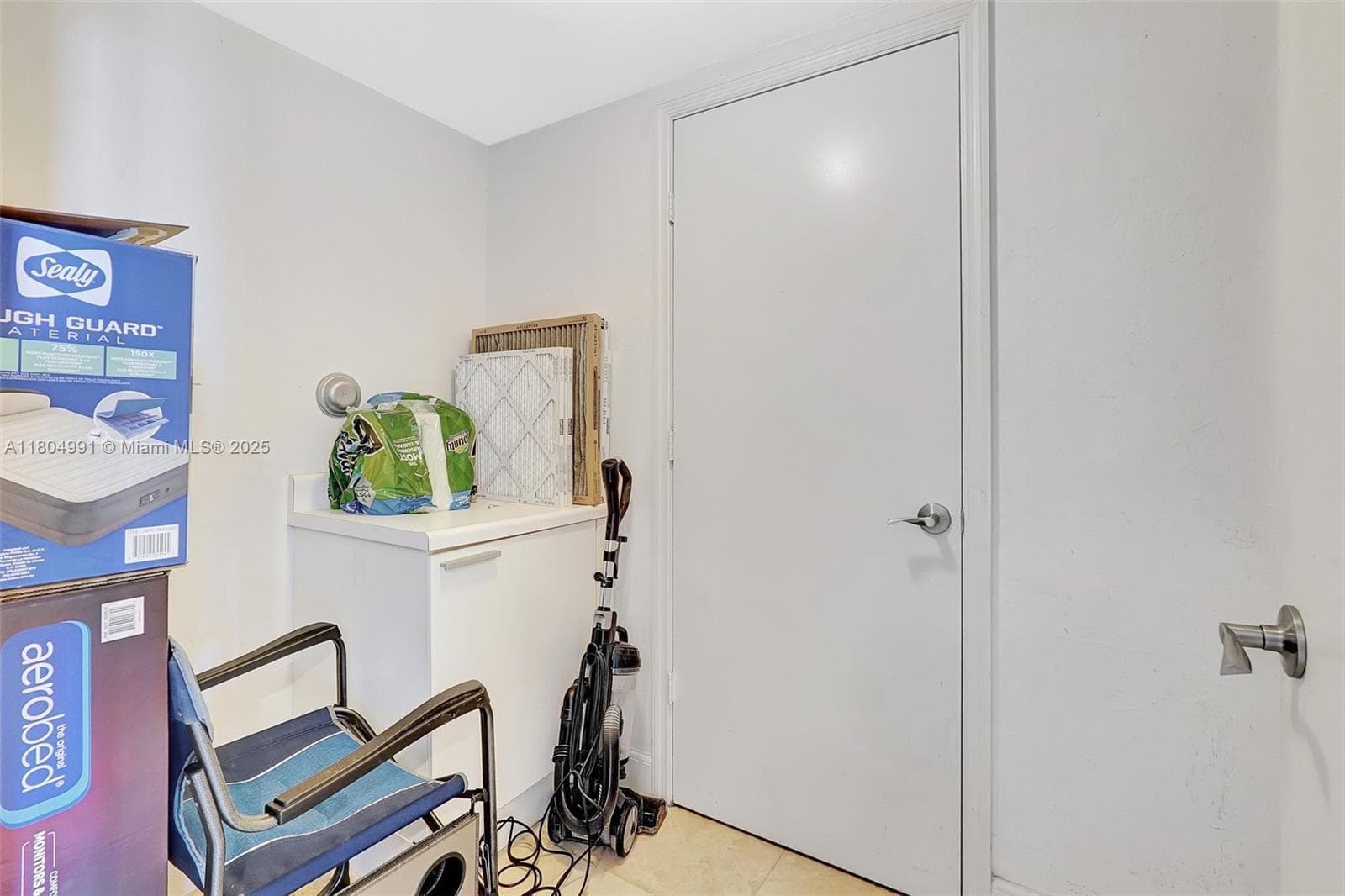 ONE FIFTY ONE @ BISCAYNE · #1406 in North Miami - Photo 14