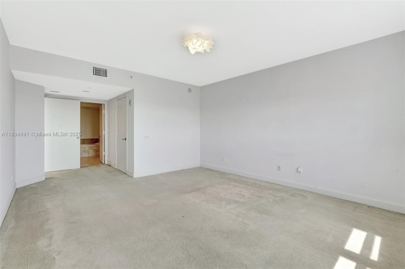 ONE FIFTY ONE @ BISCAYNE · #1406 in North Miami - Photo 29